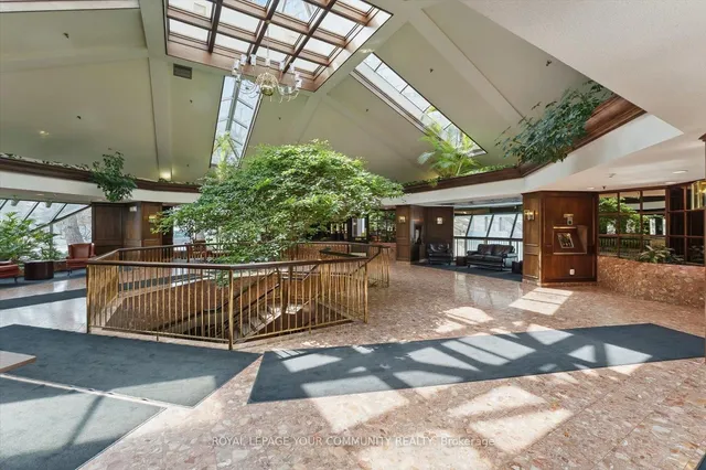 Additional image 4 of 1320 Islington Ave Unit 209