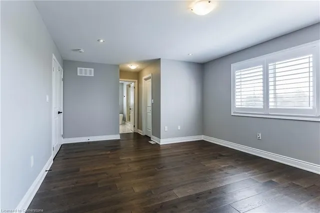 Additional image 26 of 8 Cesar Pl