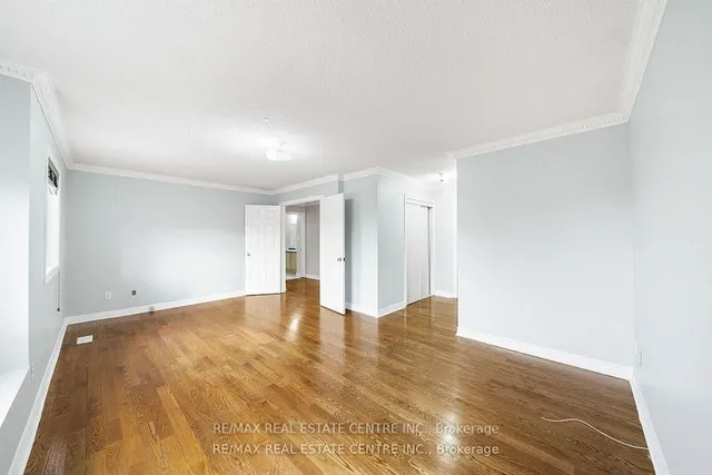 Additional image 18 of 49 Hollowgrove Blvd