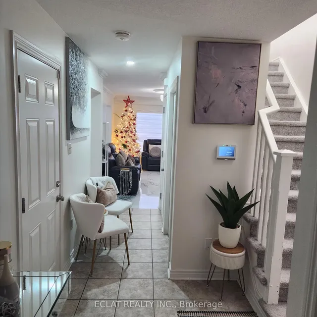 Additional image 8 of 23 Riehm St