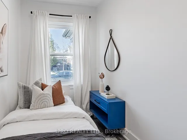 Additional image 21 of 5 Thyra Ave