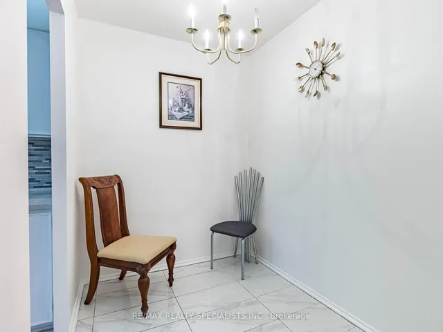 Additional image 13 of 4 Lisa St Unit 610