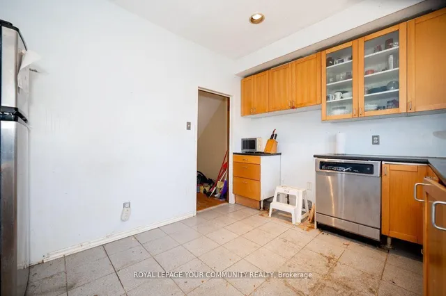 Additional image 6 of 98 Woodmount Ave