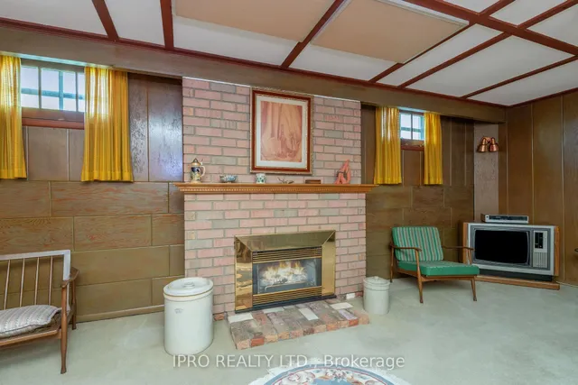 Additional image 28 of 32 Cloverhill Rd