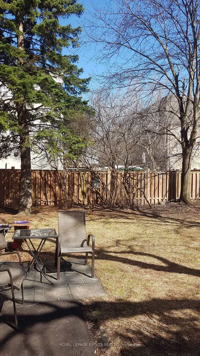 Additional image 15 of 61 Main St Unit 106