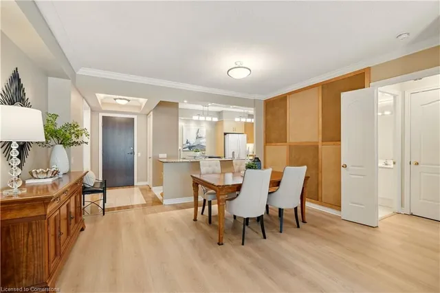 Additional image 28 of 18 William Carson Cres Unit 111