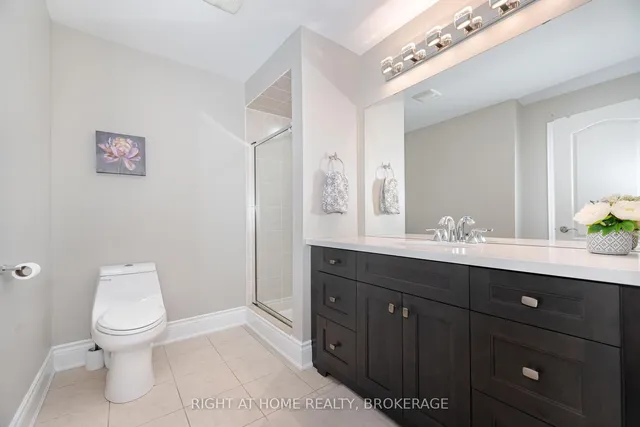 Additional image 26 of 105 Royal West Dr