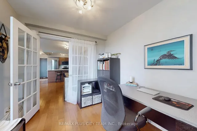 Additional image 19 of 35 Ormskirk Ave Unit 215