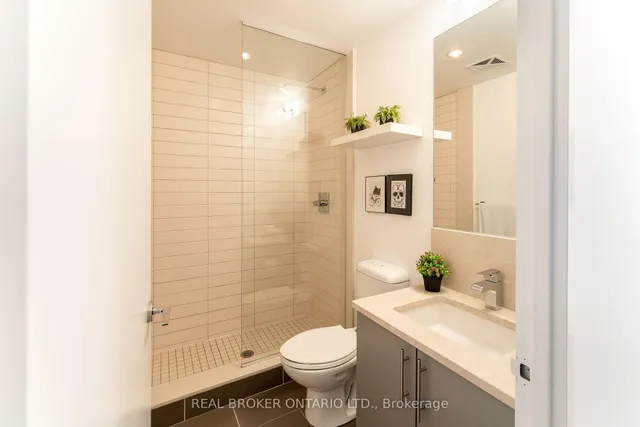 Additional image 4 of 83 Redpath Ave Unit 1309