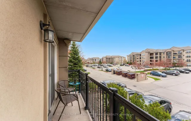 Additional image 31 of 1340 Main St Unit 202