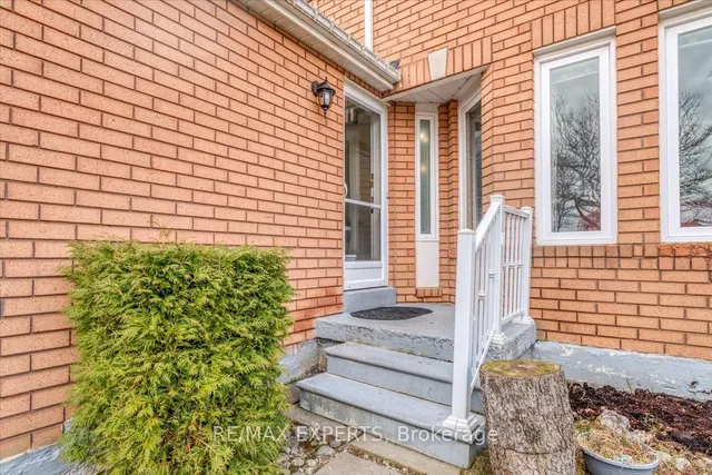 Additional image 3 of 28 Pantages Crt