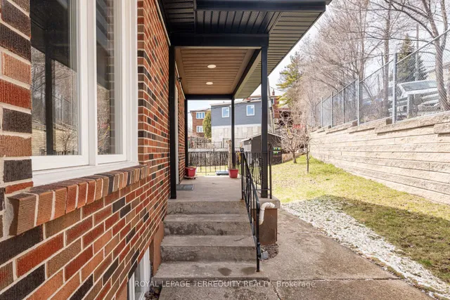 Additional image 28 of 532 Silverthorn Ave