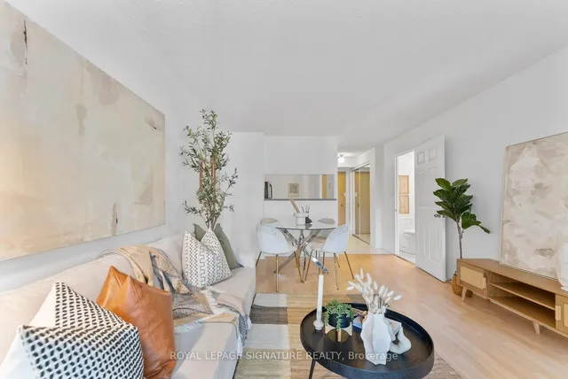 Additional image 7 of 24 Wellesley St Unit 610