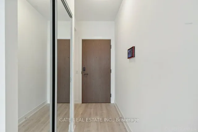 Additional image 8 of 20 In on the Park Dr Unit 1730