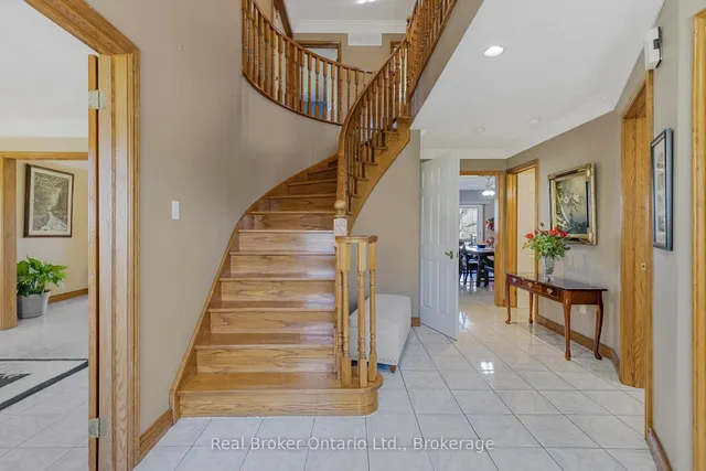 Additional image 7 of 266 Sumach Dr