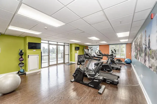 Additional image 32 of 5020 Corporate Dr Unit 403