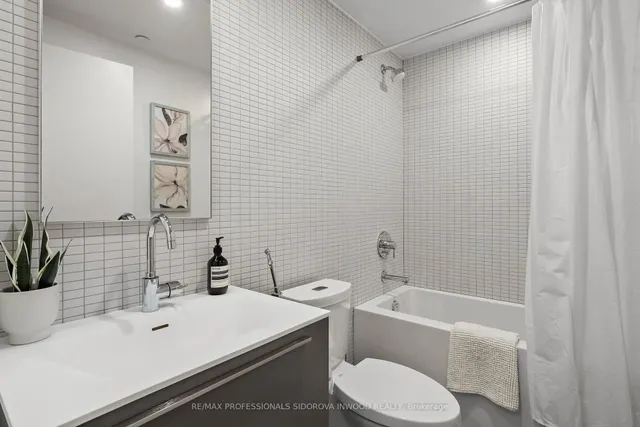 Additional image 23 of 2720 Dundas St Unit 606