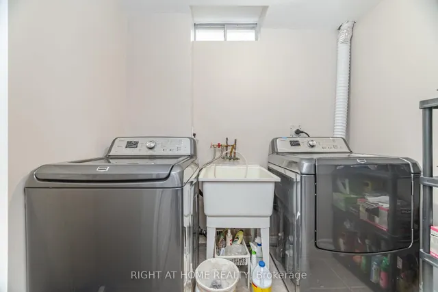 Additional image 43 of 5253 Palomar Cres