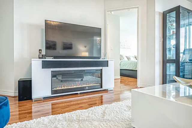 Additional image 9 of 23 Hollywood Ave Unit 3308