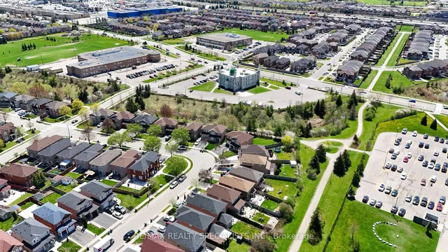 Additional image 35 of 77 Loons Call Cres