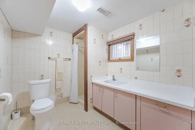 Additional image 24 of 94 Windhill Cres