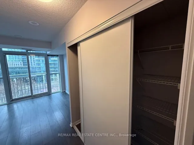 Additional image 14 of 35 Bastion St Unit 709