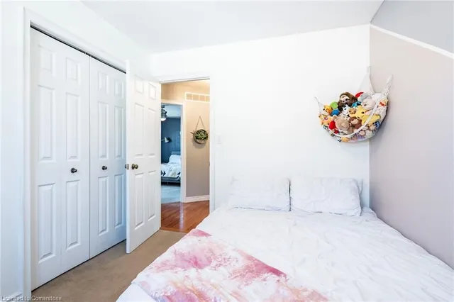 Additional image 9 of 31 Loneoak Cres