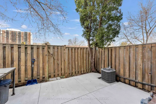 Additional image 28 of 23 Eden Park Dr