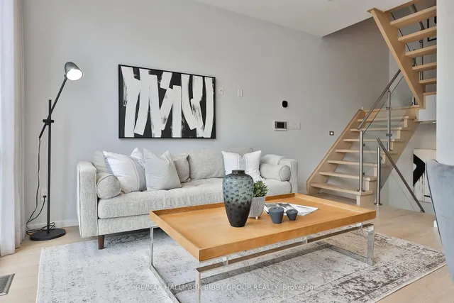 Additional image 4 of 126 Spadina Rd Unit 4