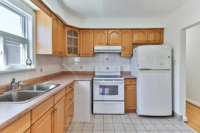 Additional image 11 of 154 Tower Dr