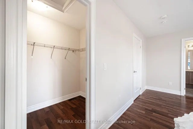 Additional image 37 of 14 Folgate Cres