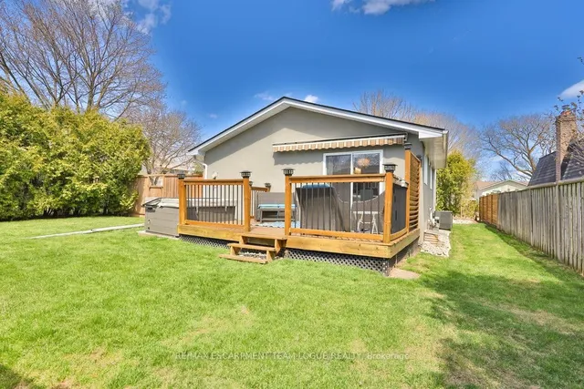 Additional image 39 of 685 CASTLEGUARD Cres