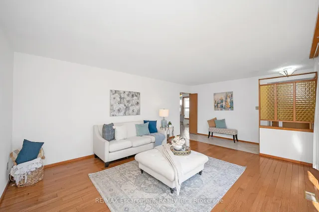 Additional image 5 of 249 Montmorency Dr