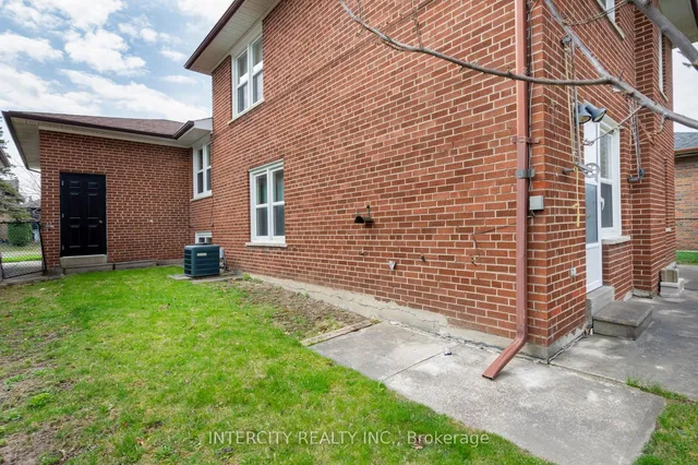 Additional image 39 of 852 Glencairn Ave