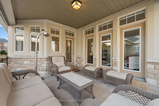 Additional image 40 of 3 Mcnutt St