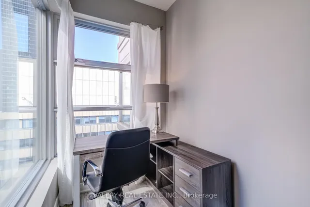 Additional image 15 of 1 King St Unit 2002