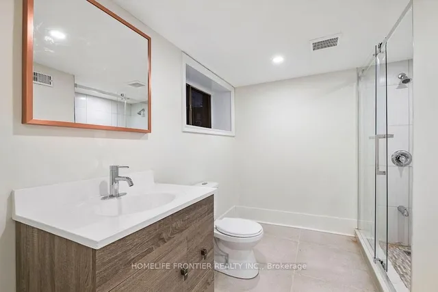 Additional image 31 of 46 Cowan Ave