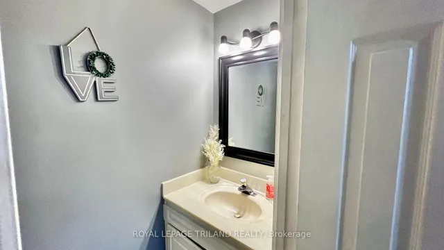 Additional image 7 of 415 MORGAN Ave Unit 24