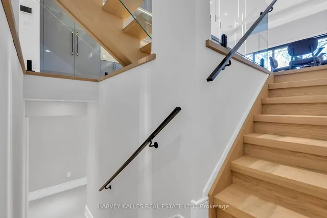 Additional image 36 of 116 Briar Hill Ave