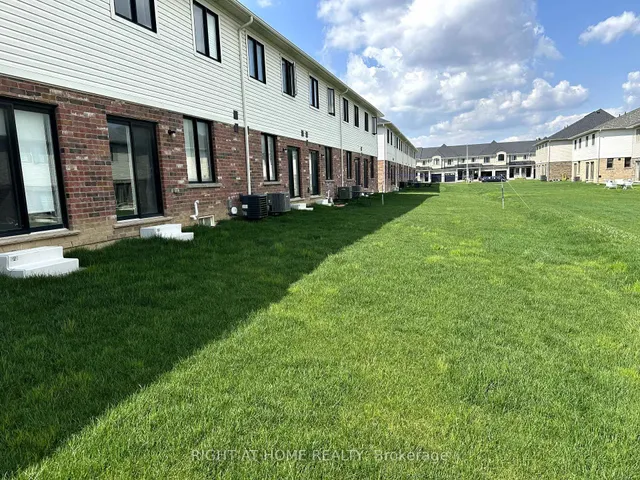 Additional image 21 of 29 Mia Dr