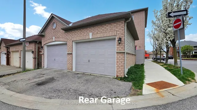 Additional image 37 of 1017 Roselawn Ave