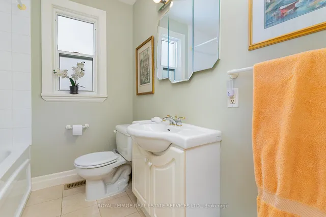 Additional image 14 of 21 Winston Grve