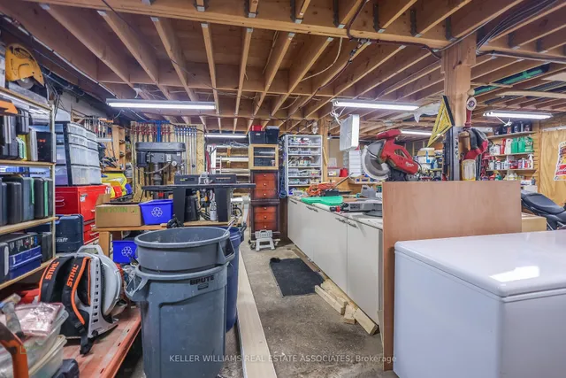 Additional image 40 of 79 Tremaine Rd