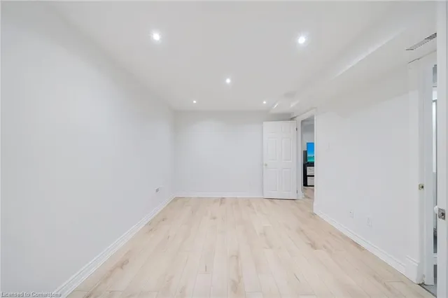 Additional image 28 of 37 Dalegrove Cres