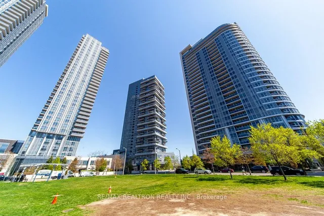 Additional image 25 of 225 Village Green Sq Unit 1004