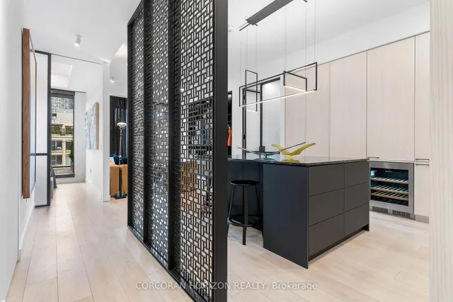 Additional image 2 of 505 Richmond St Unit 419