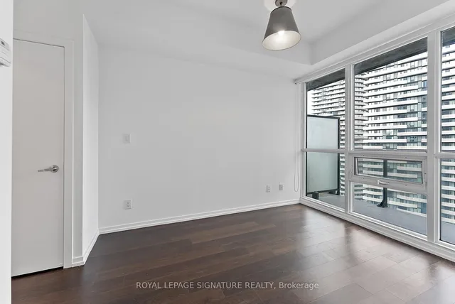 Additional image 16 of 65 Bremner Blvd Unit 4101