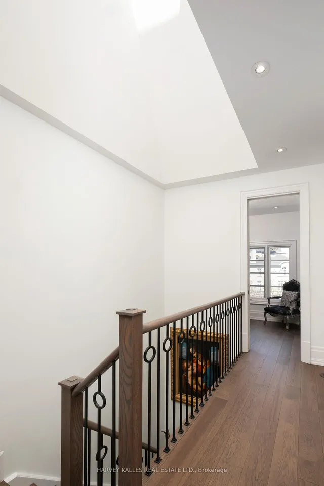 Additional image 26 of 49 York Mills Rd Unit 505