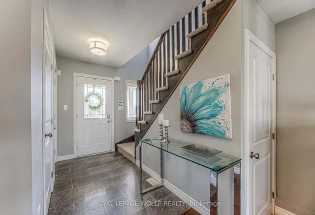 Additional image 4 of 18 Creek Ridge St