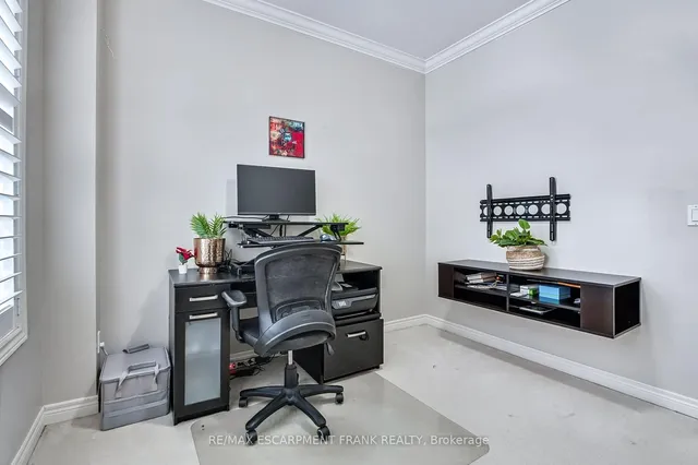 Additional image 20 of 30 Curran Rd